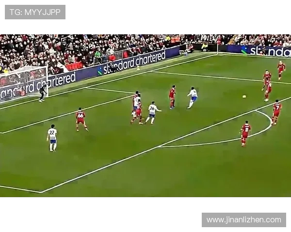 欧冠巴萨绝杀比赛战术解析及关键球员表现