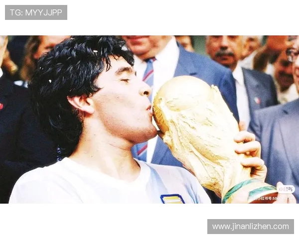 马拉多纳启示录：英雄主义足球的传承密码