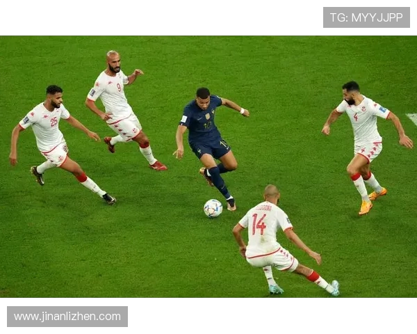 回顾1998年法国世界杯赛事转播情况与观看方式解析全面回忆 回顾1998年法国世界杯赛事转播情况与观看方式解析全面回忆