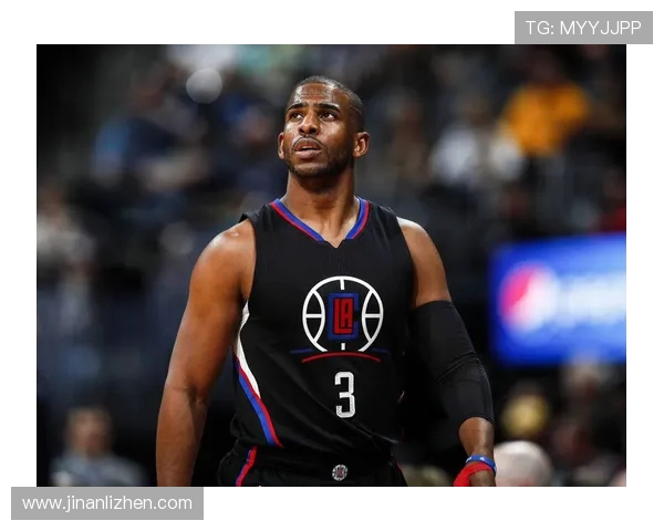 快船感谢保罗引发争议网友怒斥其退役与球队无关