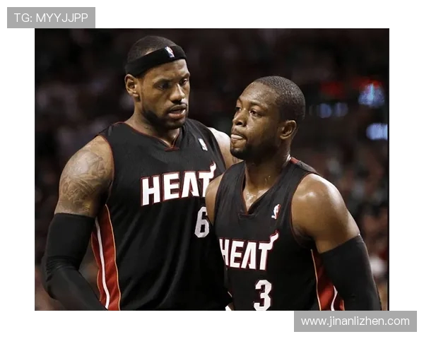 2003年NBA选秀詹姆斯韦德波什齐聚白金一代成就传奇